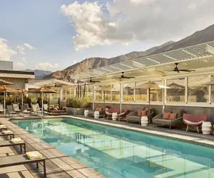 Photo 2 - Kimpton Rowan Palm Springs Hotel by IHG