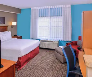 Photo 3 - TownePlace Suites Thousand Oaks Ventura County