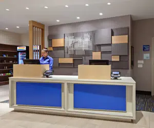 Photo 3 - Holiday Inn Express Hotel & Suites Ventura by IHG