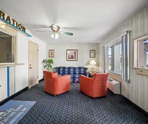 Photo 4 - Americas Best Value Inn Roxboro