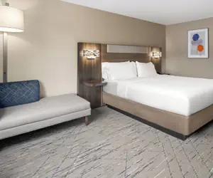 Photo 4 - Holiday Inn Express Hotel & Suites Freeport by IHG