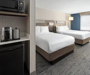 Photo 5 - Holiday Inn Express Hotel & Suites Freeport by IHG