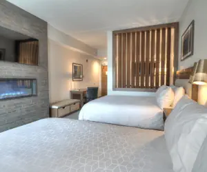 Photo 4 - Holiday Inn & Suites Pigeon Forge Convention Center by IHG