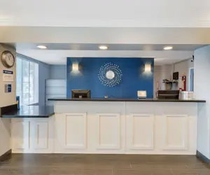 Photo 5 - Best Western Visalia Hotel