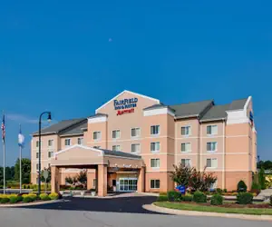 Photo 2 - Fairfield Inn & Suites by Marriott South Hill