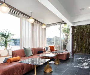 Photo 2 - The Pearl Hotel