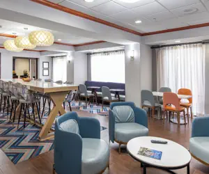 Photo 5 - Hampton Inn Omaha West-Lakeside