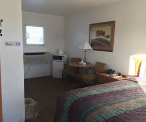 Photo 3 - Circle S Lodge