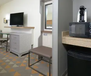 Photo 4 - Holiday Inn Raleigh-Durham Airport by IHG