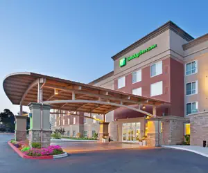 Photo 2 - Holiday Inn & Suites Oakland Airport by IHG