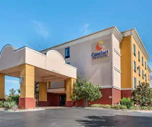 Photo 2 - Comfort Inn & Suites Clinton - Jackson West