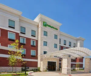 Photo 2 - Holiday Inn & Suites McKinney - N Allen by IHG