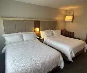 Photo 3 - Best Western Roslyn-Long Island Hotel