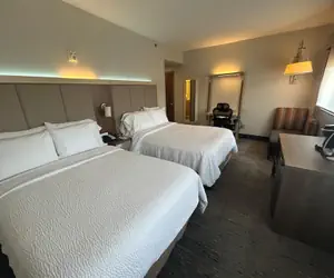 Photo 4 - Best Western Roslyn-Long Island Hotel