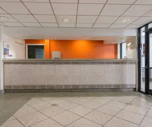 Photo 5 - Motel 6 Newnan, GA