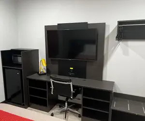 Photo 2 - Baymont by Wyndham Athens, TN