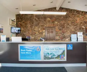 Photo 3 - Motel 6 Bend, OR