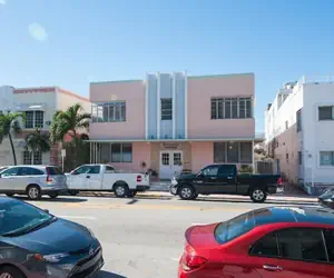 Photo 2 - Island House South Beach