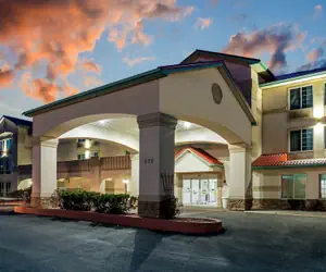 Photo 2 - La Quinta Inn & Suites by Wyndham Fruita