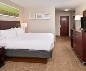 Photo 4 - Holiday Inn Express Hotel & Suites Lafayette by IHG