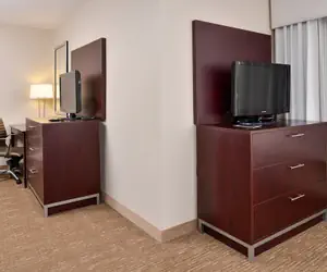 Photo 5 - Holiday Inn Express Hotel & Suites Lafayette by IHG