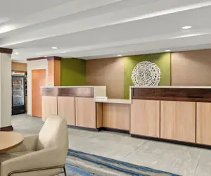 Photo 4 - Fairfield Inn and Suites by Marriott Marion