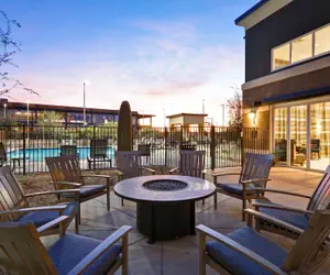 Photo 2 - DoubleTree by Hilton Hotel Augusta