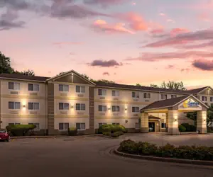 Photo 2 - Comfort Inn & Suites East Moline near I-80