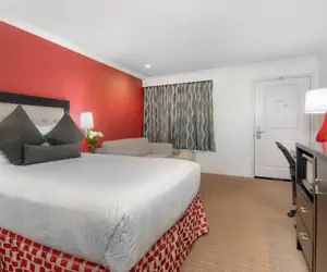 Photo 5 - Aggie Inn, an Ascend Collection Hotel