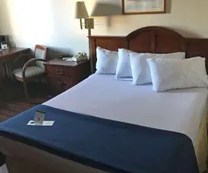 Photo 3 - Americas Best Value Inn Sault Ste. Marie