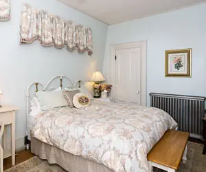 Photo 5 - The Silver Fountain Inn