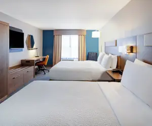 Photo 2 - Holiday Inn Express and Suites Turlock by IHG