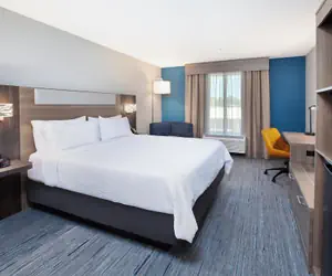 Photo 5 - Holiday Inn Express and Suites Turlock by IHG