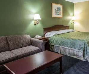 Photo 5 - Rodeway Inn & Suites Plymouth Hwy 64