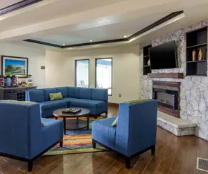 Photo 4 - Comfort Inn & Suites Sterling