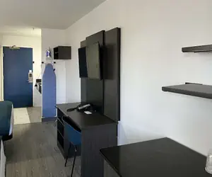 Photo 4 - Studio 6 Suites Delano, CA