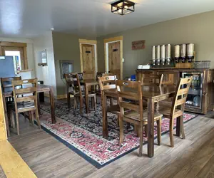 Photo 3 - Estes Mountain Inn