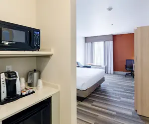 Photo 4 - Holiday Inn Express Lexington by IHG