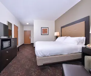 Photo 3 - Holiday Inn Express Hotel & Suites Lancaster-Lititz by IHG