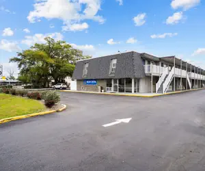 Photo 2 - Studio 6 Wilmington, NC