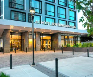 Photo 2 - AC Hotel by Marriott Boston Downtown
