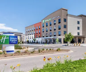 Photo 2 - Holiday Inn Express & Suites Colorado Springs AFA Northgate by IHG