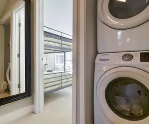 Photo 5 - Seattle Vacation Home: Off The Wall