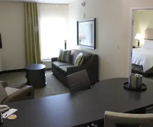 Photo 5 - Candlewood Suites Valdosta Mall by IHG