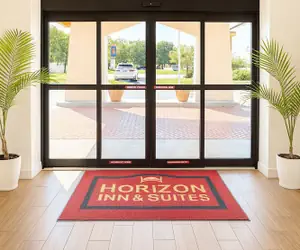 Photo 4 - Horizon Inn & Suites