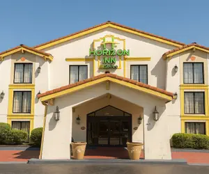 Photo 2 - Horizon Inn & Suites