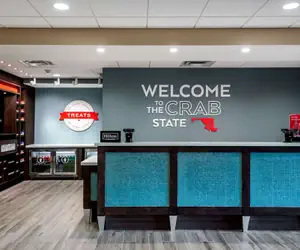 Photo 5 - Hampton Inn Baltimore Bayview Campus