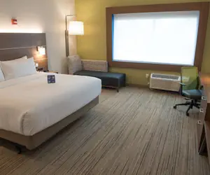 Photo 3 - Holiday Inn Express & Suites Merrillville by IHG