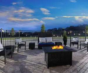 Photo 2 - Garner Hotel Clarksville Northeast by IHG