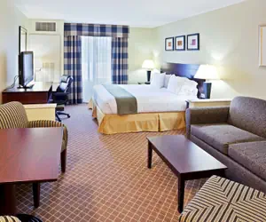 Photo 3 - Holiday Inn Express Chehalis-Centralia by IHG